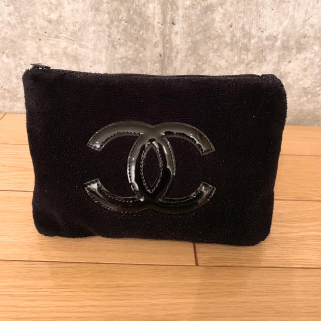 CHANEL シャネル ノベルティ ポーチ - ポーチ/バニティ