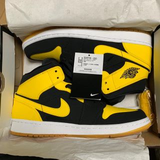 ナイキ(NIKE)のエアジョーダン １ MID “NEW LOVE”(スニーカー)