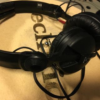 ゼンハイザー(SENNHEISER)のSEENHEISER HD 25  美品 DJ モニター ヘッドホン(DJコントローラー)