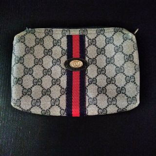 グッチ(Gucci)のGUCCI　ポーチ(ポーチ)