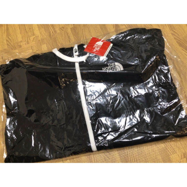 のロゴは THE NORTH FACE - 新品 未使用 ノースフェイス フルジップパーカー Lサイズ ブラック の通販 by HANA♡'s shop|ザノースフェイスならラクマ フルジップ