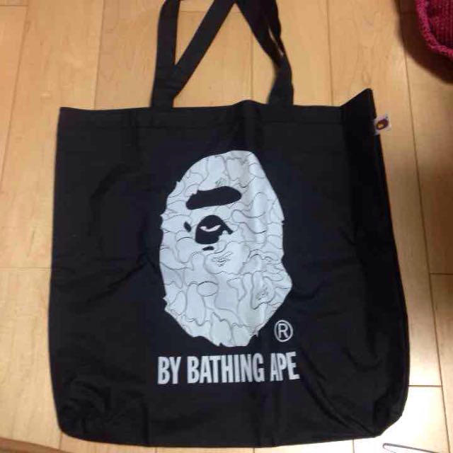 A BATHING APE(アベイシングエイプ)のA BATHING APE☆トート レディースのバッグ(トートバッグ)の商品写真