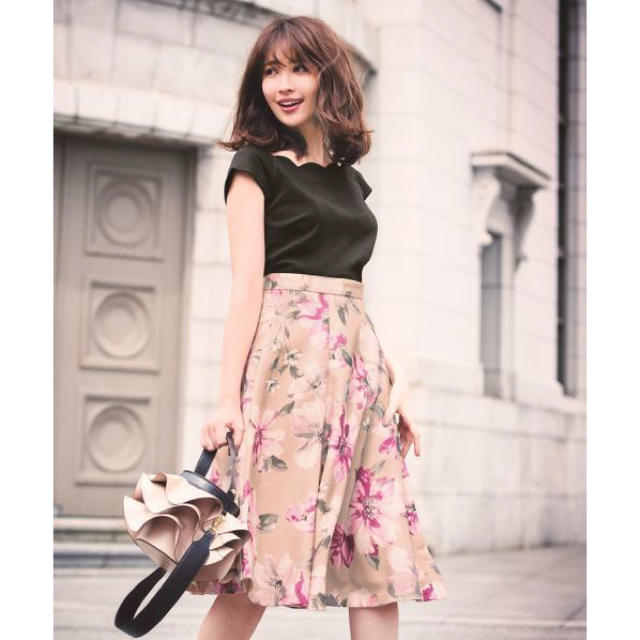 Rirandture(リランドチュール)のオータム大花スカート レディースのスカート(ひざ丈スカート)の商品写真