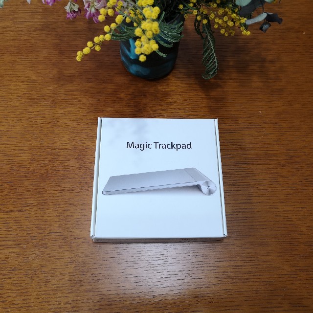 Apple(アップル)のF様　magic trackpad &apple keyboard セット スマホ/家電/カメラのPC/タブレット(PC周辺機器)の商品写真