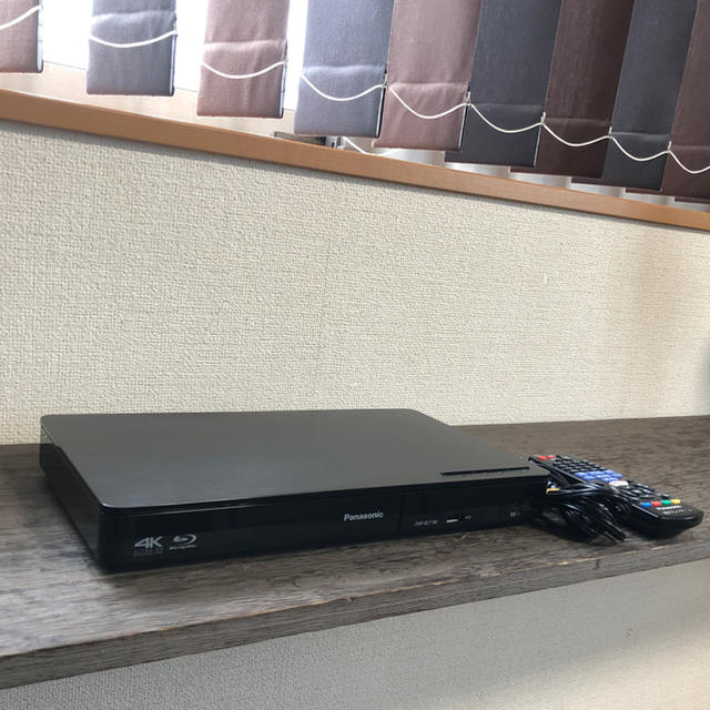 Panasonic(パナソニック)の中古パナソニック ブルーレイプレーヤー 4K DMP-BDT180 スマホ/家電/カメラのテレビ/映像機器(ブルーレイプレイヤー)の商品写真