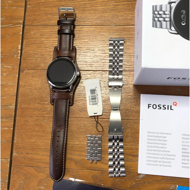 FOSSIL(フォッシル)のFOSSIL Q Wander スマートウォッチ レディースのファッション小物(腕時計)の商品写真