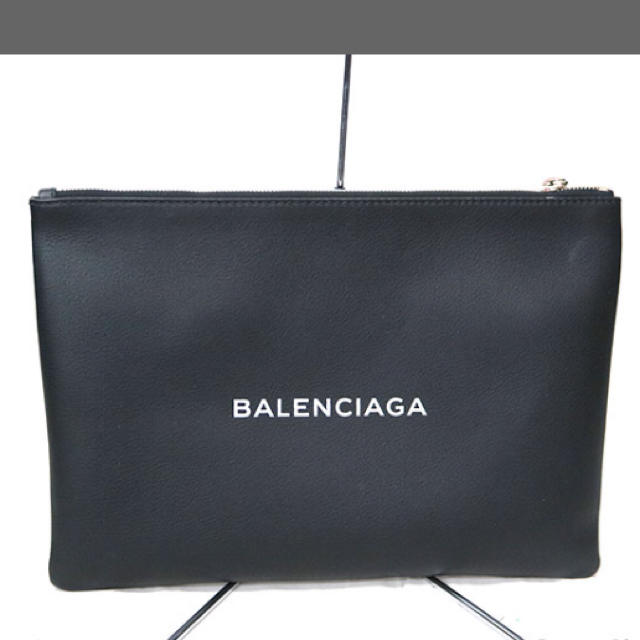 Balenciaga - バレンシアガ クラッチバッグ レザー ロゴ 人気商品 の通販 by セレクトショップ 29｜バレンシアガならラクマ