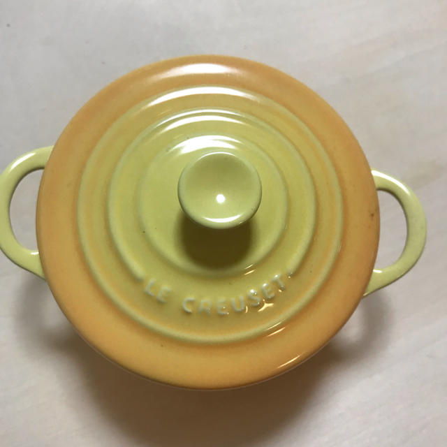 LE CREUSET(ルクルーゼ)のル・クルーゼ ココット イエロー インテリア/住まい/日用品のキッチン/食器(食器)の商品写真