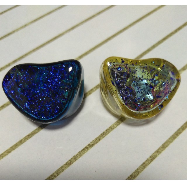 【受注生産品】 オアシス 1216.ears The King(10BA,MMCX) 美品 ヘッドフォン/イヤフォン 【受注生産品】 オアシス 1216.ears The King(10BA,MMCX) 美品 ヘッドフォン/イヤフォン