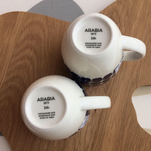 ARABIA(アラビア)の新品 2個 ARABIA TUOKIO アラビア トゥオキオ マグカップ インテリア/住まい/日用品のキッチン/食器(食器)の商品写真