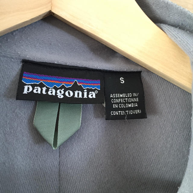 patagonia(パタゴニア)のpatagonia ジャケット 難あり メンズのジャケット/アウター(ナイロンジャケット)の商品写真