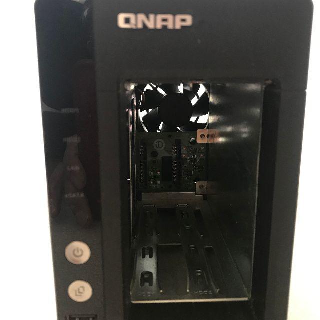 QNAP TS-219P+ Turbo NAS スマホ/家電/カメラのPC/タブレット(PC周辺機器)の商品写真