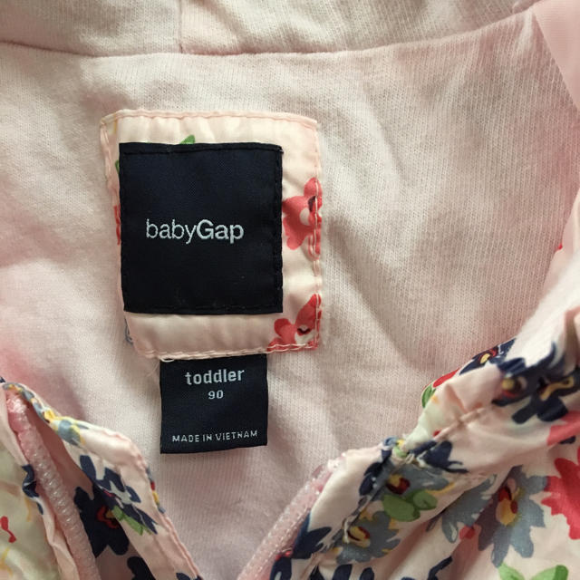 babyGAP(ベビーギャップ)のベイビーギャップ baby Gap パーカ ジャケット ウィンドブレーカー 90 キッズ/ベビー/マタニティのキッズ服女の子用(90cm~)(ジャケット/上着)の商品写真