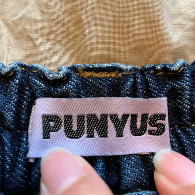 PUNYUS(プニュズ)のPUNYUS  ダメージジーンズ ネイビー レディースのパンツ(デニム/ジーンズ)の商品写真