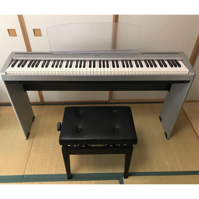 きんこ1353様専用‼︎ヤマハ 電子ピアノP-85 椅子付き 88鍵盤のサムネイル