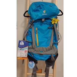 ドイター(Deuter)のドイター Deuter ツアーライト 30 SL バックパック 女性用 未使用(登山用品)