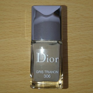 ディオール(Dior)の【★値下げ(3/10まで)★】ネイル(Dior)(マニキュア)