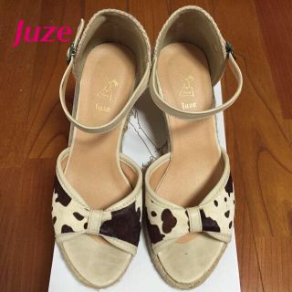 ジュゼ(Juze)のvis 軽いウエッジソールサンダル(サンダル)