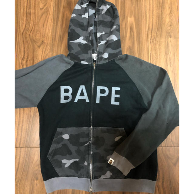 A BATHING APE(アベイシングエイプ)のエイプ パーカー ロゴ メンズのトップス(パーカー)の商品写真