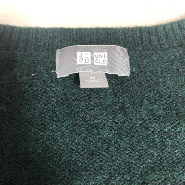 UNIQLO(ユニクロ)のユニクロ Vネック セーター メンズのトップス(ニット/セーター)の商品写真