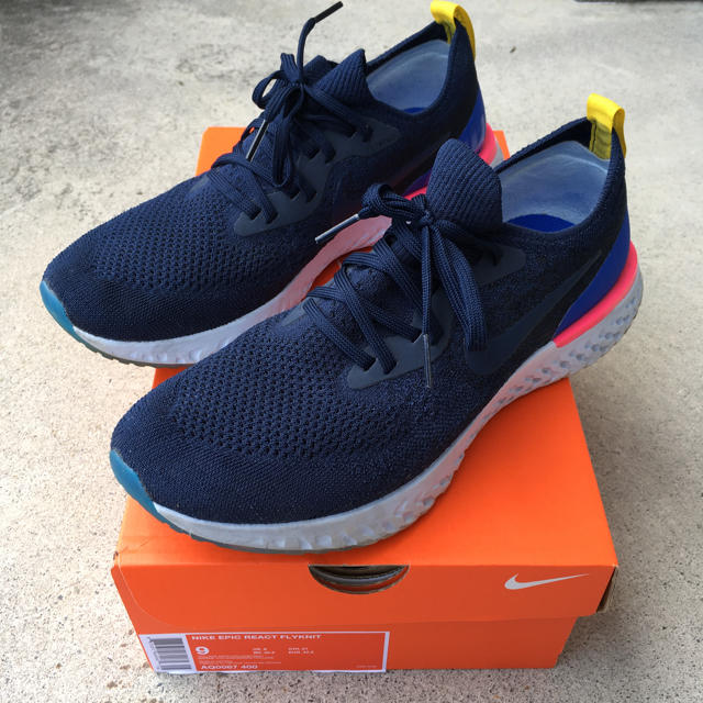 NIKE EPIC REACT FLYKNIT  27cm