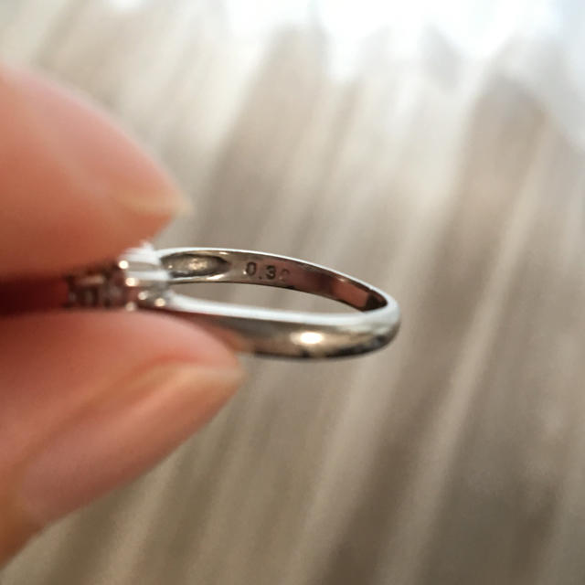 ダイヤモンド 0.3 プラチナリング レディースのアクセサリー(リング(指輪))の商品写真