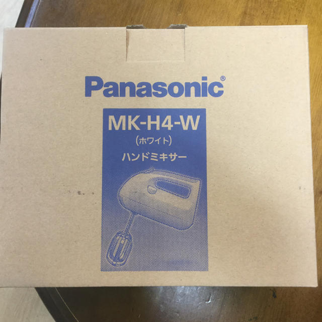 Panasonic(パナソニック)のハンドミキサー MK−H4−Ｗ 新品未使用品です スマホ/家電/カメラの調理家電(ジューサー/ミキサー)の商品写真