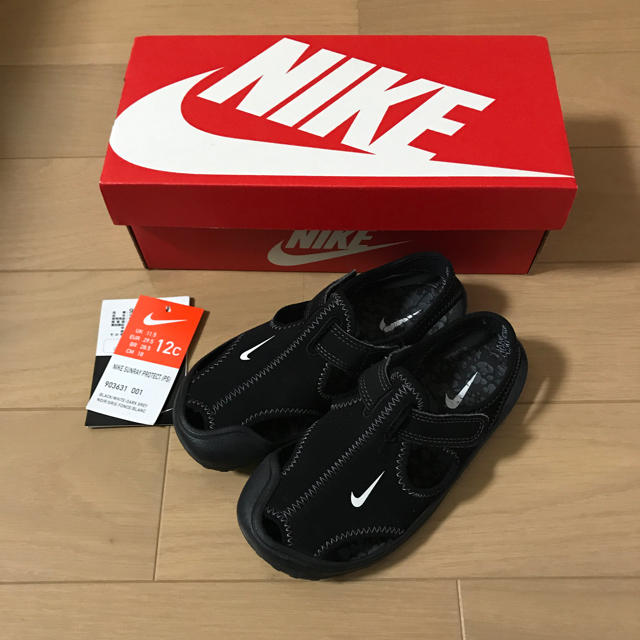 NIKE(ナイキ)のNIKE サンダル 18cm キッズ/ベビー/マタニティのキッズ靴/シューズ(15cm~)(サンダル)の商品写真