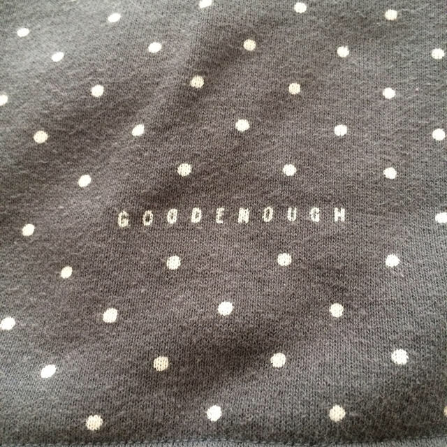 グッドイナフ ドット フーディ【GOODENOUGH Goodenough】