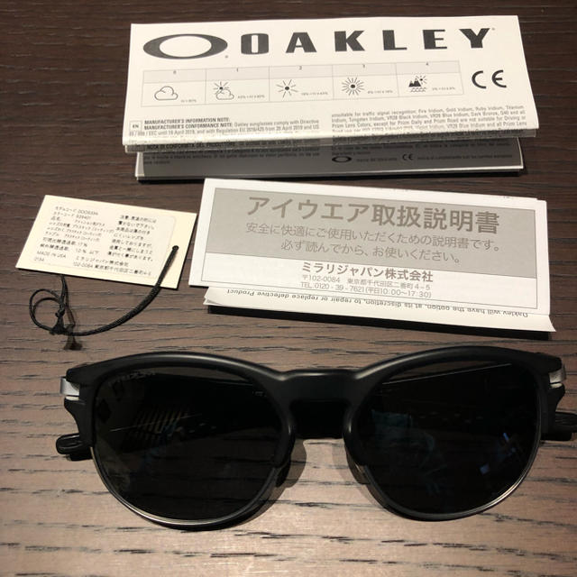 Oakley(オークリー)のオークリー OAKLEY ラッチキー LATCH KEY サングラス 黒 スポーツ/アウトドアのスポーツ/アウトドア その他(その他)の商品写真