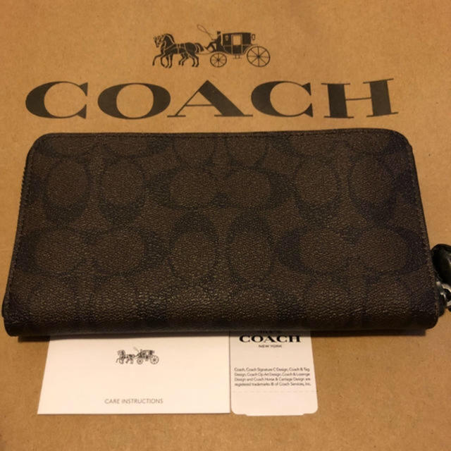 がございま COACH ディズニー 人気商品!の通販 by zacky|コーチなら ...