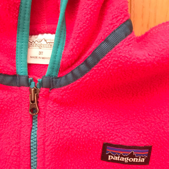 patagonia(パタゴニア)のちゃー8644様専用 キッズ/ベビー/マタニティのキッズ服女の子用(90cm~)(ジャケット/上着)の商品写真