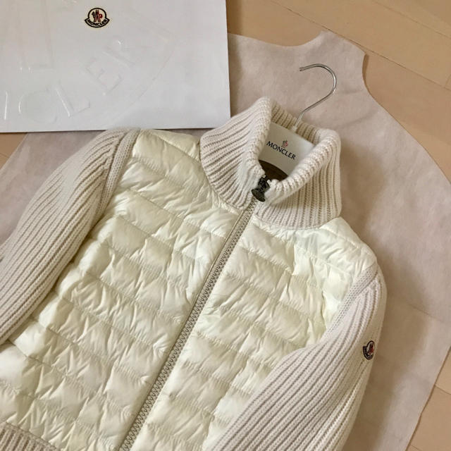 MONCLER(モンクレール)のモンクレール♡ニットダウンXS レディースのジャケット/アウター(ダウンジャケット)の商品写真