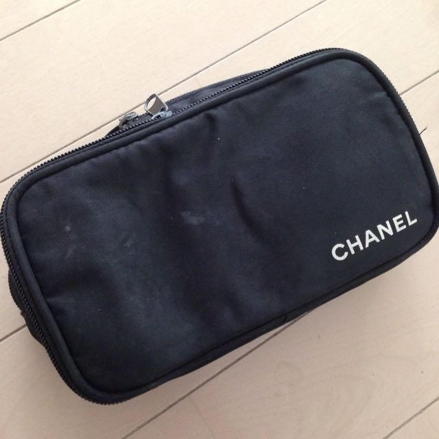 CHANEL(シャネル)のシャネル化粧ポーチ レディースのファッション小物(ポーチ)の商品写真