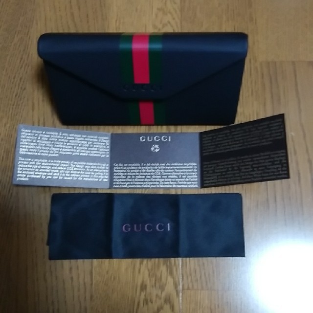 Gucci(グッチ)のグッチメガネケース　大型　 メンズのファッション小物(その他)の商品写真