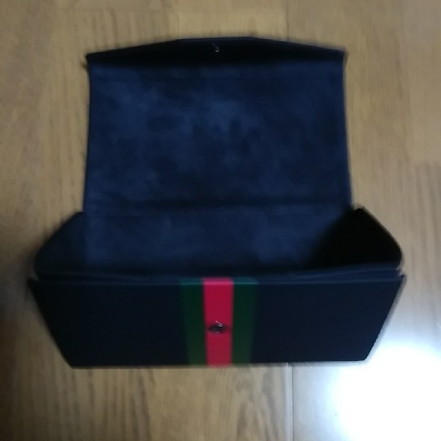 Gucci(グッチ)のグッチメガネケース　大型　 メンズのファッション小物(その他)の商品写真