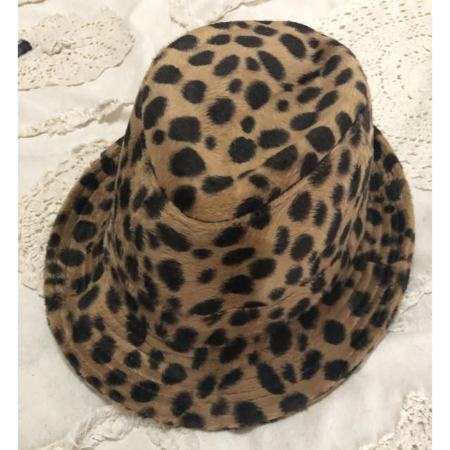BLACK by moussy(ブラックバイマウジー)のレオパード帽子 レディースの帽子(ハット)の商品写真