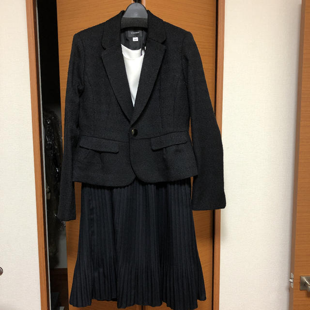 ベルメゾン(ベルメゾン)のONEIRSOS スーツ セットアップ 9号 レディースのフォーマル/ドレス(礼服/喪服)の商品写真