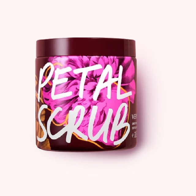 Victoria's Secret(ヴィクトリアズシークレット)の限定新作ヴィクトリアシークレット☆Petal Scrub☆ボディスクラブ コスメ/美容のボディケア(ボディスクラブ)の商品写真