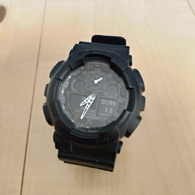 CASIO 腕時計 G-SHOCK GA-100