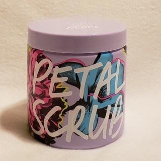 ヴィクトリアズシークレット(Victoria's Secret)の限定新作ヴィクトリアシークレット☆Petal Scrub☆ボディスクラブ(ボディスクラブ)