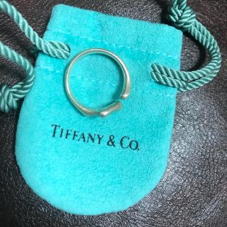 ティファニー(Tiffany & Co.)のティファニー カーブドハートリング(リング(指輪))