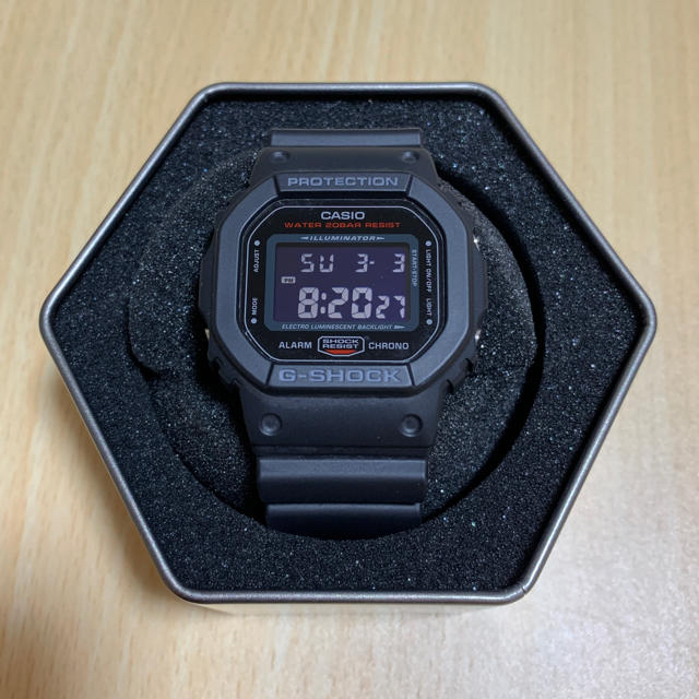 G-SHOCK(ジーショック)のブルーフラワー様専用 G-SHOCK 5600 series black×red メンズの時計(腕時計(デジタル))の商品写真