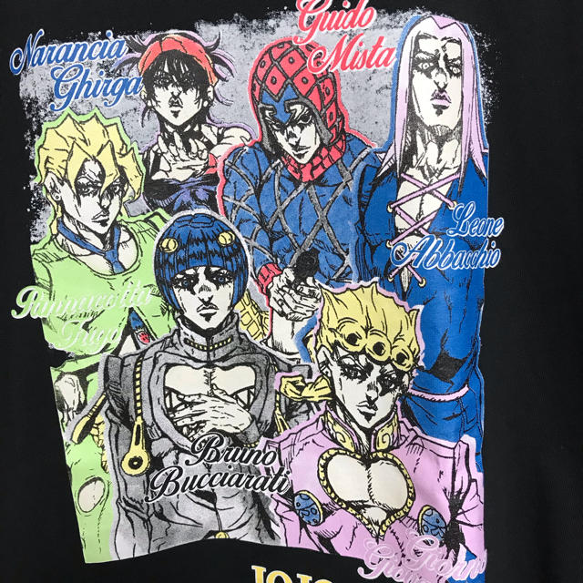 Avail(アベイル)のジョジョの奇妙な冒険 黄金の風 アベイル コラボTシャツ ブチャラティチーム 黒 メンズのトップス(Tシャツ/カットソー(半袖/袖なし))の商品写真