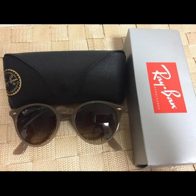 Ray-Ban(レイバン)のRay-Ban サングラス レディースのファッション小物(サングラス/メガネ)の商品写真