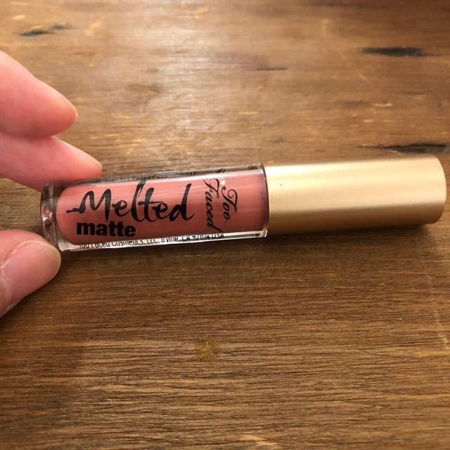 Too Faced(トゥフェイス)のToo Faced melted matte Lipstick 新品未使用 コスメ/美容のベースメイク/化粧品(口紅)の商品写真