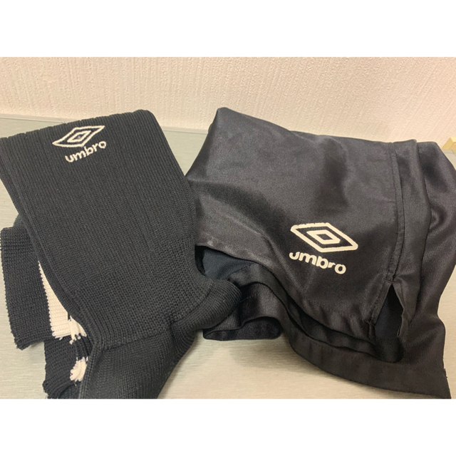 UMBRO(アンブロ)のumbro スポーツ/アウトドアのサッカー/フットサル(ウェア)の商品写真