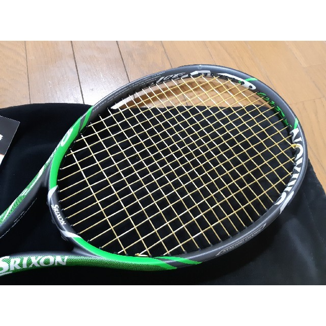 Srixon(スリクソン)の超美品！スリクソン　硬式ラケットREVO CV 3.0 Fツアー　G2 スポーツ/アウトドアのテニス(ラケット)の商品写真