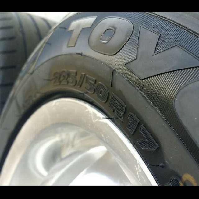 225/65R17 TOYO PROXES CF2 SUV SALITA 1