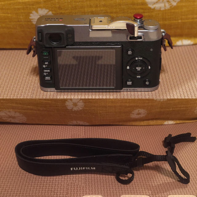 富士フイルム(フジフイルム)の美品◆X100S 富士フイルム◆ スマホ/家電/カメラのカメラ(コンパクトデジタルカメラ)の商品写真